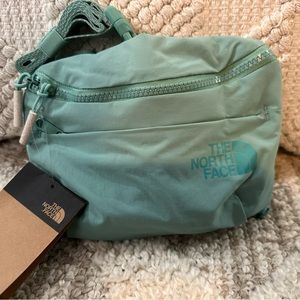 NWT North Face Belt Bag